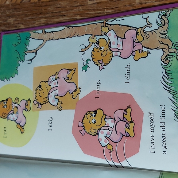 The Berenstain Bears Learn To Share - Picture 7 of 12